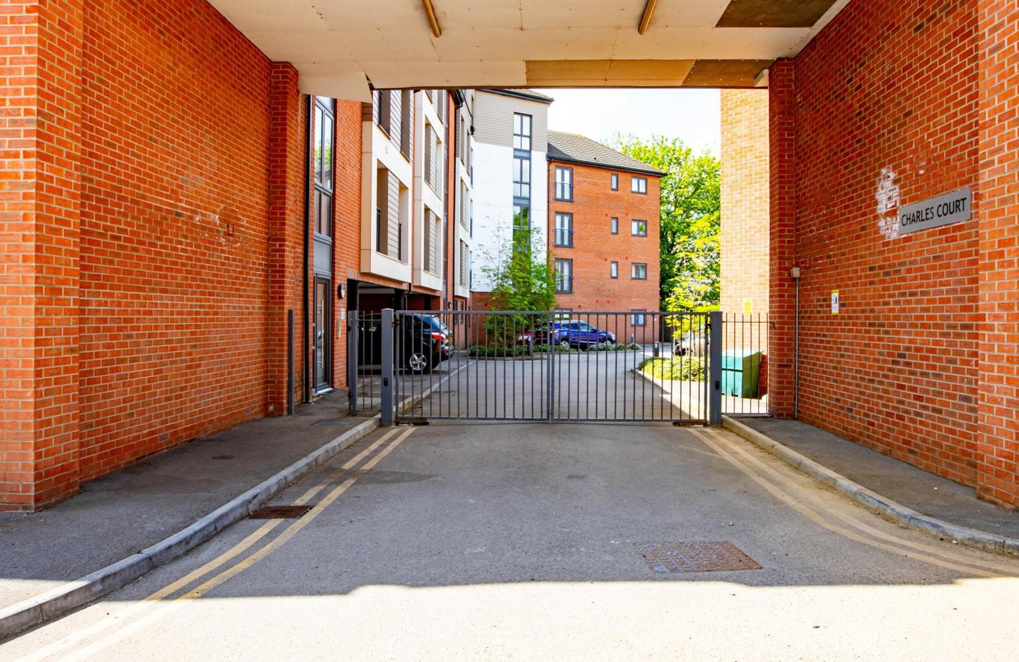 Sianavi Apartments 케터링 외부 사진